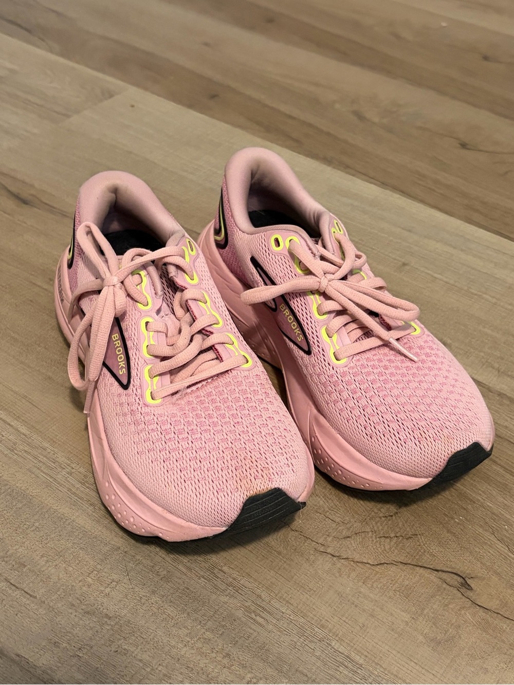 Brooks Pink Athletic Running Shoes with Yellow Accents